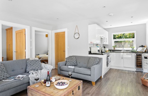 Bishopsteignton Cabin | Old Walls Vineyard
