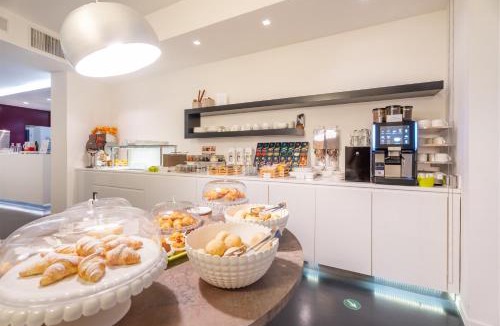 Arco Hotel | On The Rock