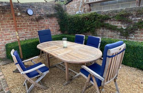 Spofforth House | Oulton House - Beautiful Restored 2 Bedroom Property in Spofforth, Harrogate