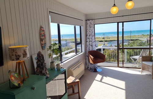Riverton House | Our Riverton retreat with amazing sea views is the perfect getaway !