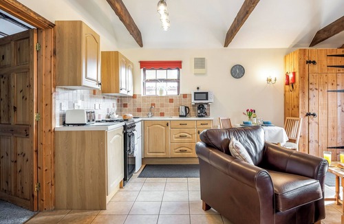 Poole Cottage | Owl's Roost - UK36323