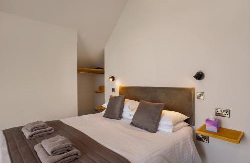 Connel Hotel | Oyster Inn Connel