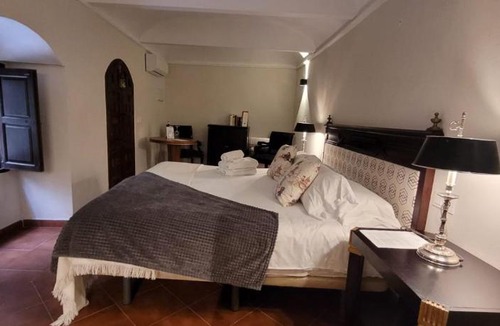 San Andres-San Pablo Hotel | Palacio de los Angulo casa histórica en el centro de Córdoba