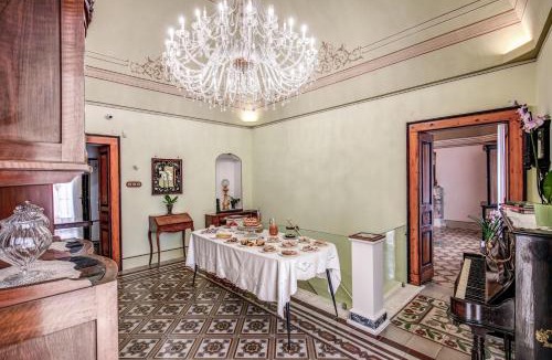 Ostuni Bed & Breakfast | Palazzo Stunis - Dimora di Charme