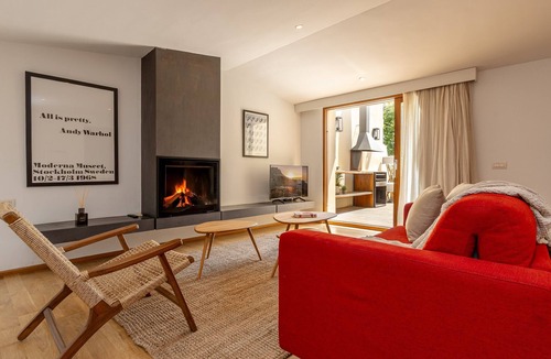La Llotja-Born House | Paramount Townhouse - Three Bedroom Apartment, Sleeps 6