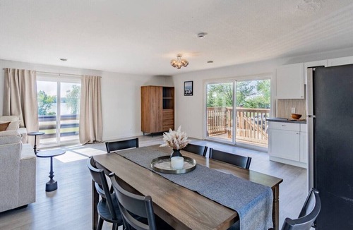 Niagara Falls Apartment | Parkway Boutique Suite D, 10 mins to Falls & Golf