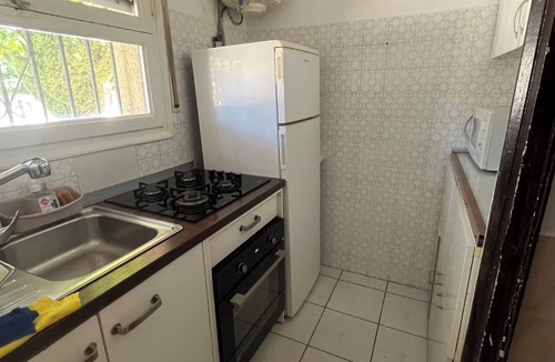 Empuriabrava Ski Chalet | Peaceful & Bright Apartment in a Quiet Neighborho Casa family 5min Center ,Beach