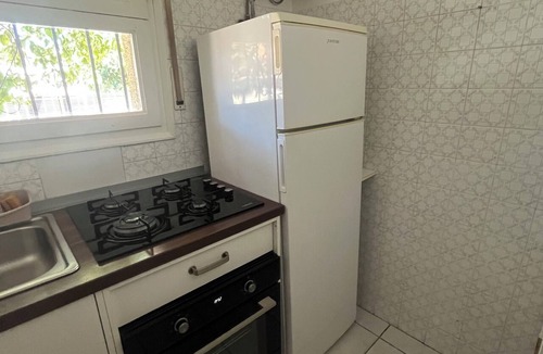 Empuriabrava Ski Chalet | Peaceful & Bright Apartment in a Quiet Neighborho Casa family 5min Center ,Beach