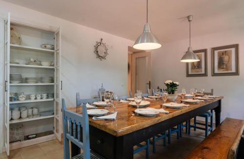 Castellnou de Bages House | Peaceful Rural Retreat near Suria
