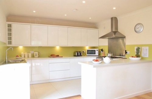 Aldeburgh Cottage | PEACH HOUSE, ALDEBURGH, pet friendly, with open fire in Aldeburgh