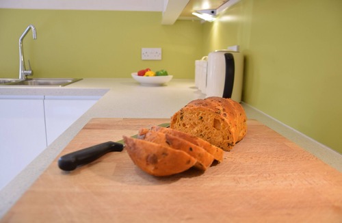 Aldeburgh Cottage | PEACH HOUSE, ALDEBURGH, pet friendly, with open fire in Aldeburgh