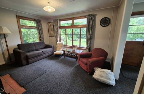 Peel Forest Cottage | Peel Cottage - A Romantic Country Retreat