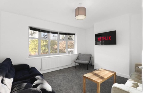 Blyth Apartment | Perfect Booking 5 min Drive To Blyth Beach