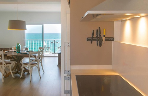 Sant Antoni de Calonge Apartment | Perfect seaside getaway: Cozy apartment with spectacular views in Sant Antoni de Calonge 🌅⚓