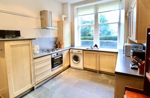 Dowanhill Apartment | Period Deco flat in west end conservation area
