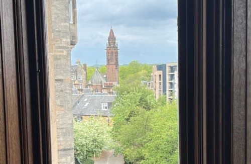 West End Apartment | Period townhouse apartment situated at the heart of Edinburgh's West end