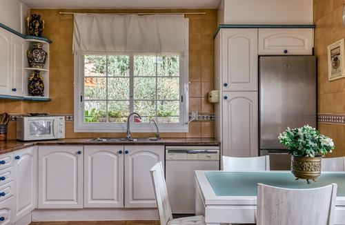 Begur Villa | Pet-Friendly "Villa Casa Dolores Style Catalan" with Mountain View, Pool & Wi-Fi