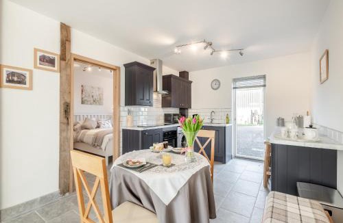 Hethel House | Pightle Cottage