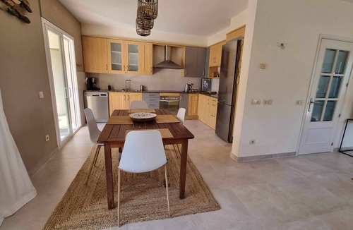 L'Escala House | Pilans House with Garden and Private Pool