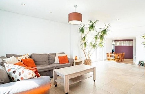 Puerto Maritimo Apartment | Piso cerca del mar