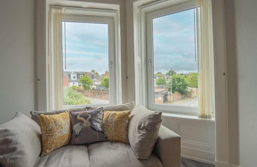 Ayr Apartment | Pitchside Escape