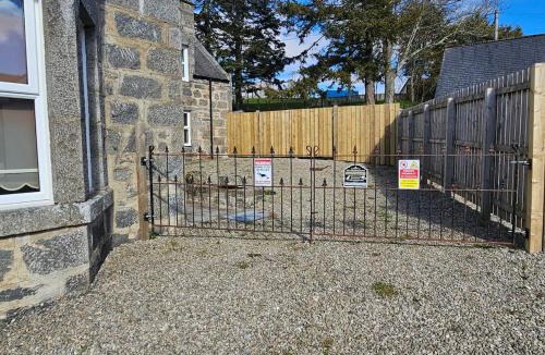 Rogart Apartment | Pittentrail Inn Apartment Rogart