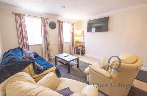 Tenterden House | Pittlesden Cottage– Ideal Location - Tenterden