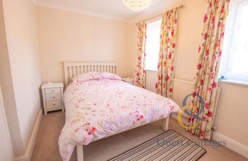 Tenterden House | Pittlesden Cottage– Ideal Location - Tenterden