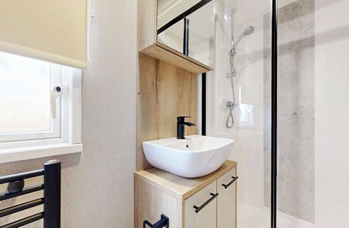 Crowle House | Platinum 2 Bedroom Pet