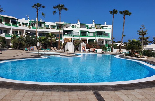 Costa Teguise Apartment | Playa Bastian, Ground Floor Apartment, Lovely Complex, WIFI, Near all amenities