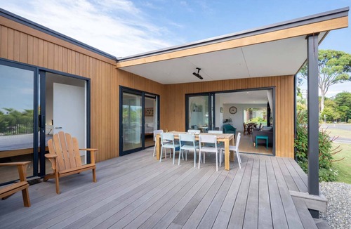 Pohara House | Pohara's Beach Escape