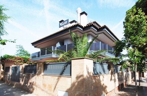 Vilassar de Mar Apartment | Ponent - Aparthotel with Swimming Pool