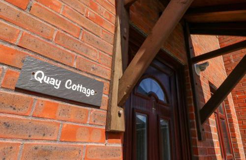 Poole House | Poole Quay Cottage