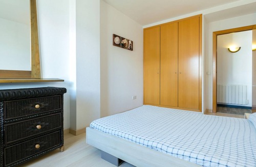 Santa Margarida Apartment | PORT CANIGÓ I 138 -Very nice and bright apartment with shared swimming-pool.