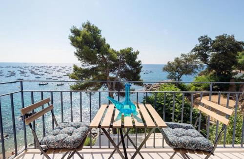 Calella de Palafrugell Apartment | Precioso apartamento en primera línea de mar en Calella de Palafrugell