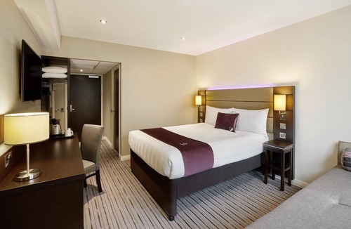 Bellshill Hotel | Premier Inn Glasgow - Bellshill