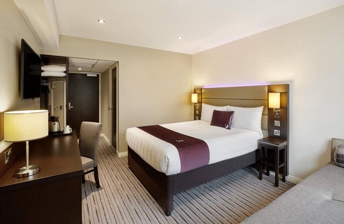 Hamilton Hotel | Premier Inn Glasgow - Hamilton