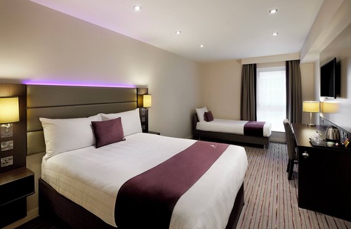 Grimsby Hotel | Premier Inn Grimsby