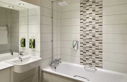 Luton Hotel | Premier Inn Luton Town Centre