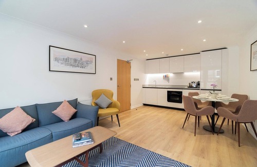 West End Apartment | PREMIER SUITES Edinburgh Fountain Court