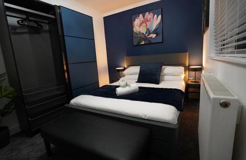 Loughton House | Premium 3BR House - Loughton - by Rent Squared LTD