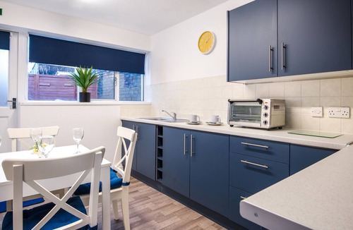 Taunton Hotel | Premium Single Ensuite at Royal Ashton Town House