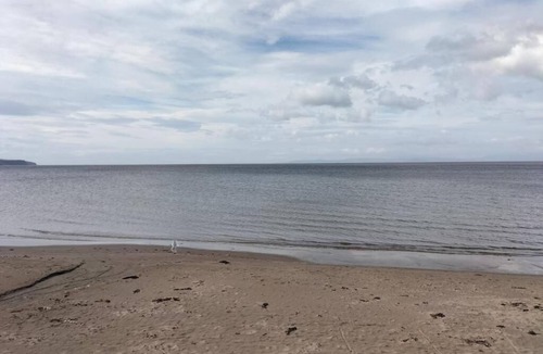 Ayr Apartment | Prime Location in Ayr Town Centre yet only 300yds from the beach.