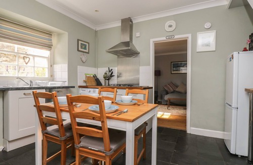 Mabe Cottage | PRIMROSE COTTAGE, pet friendly, character holiday cottage in Penryn