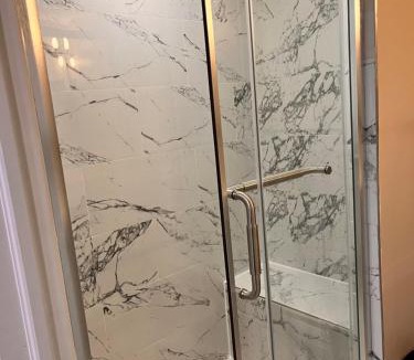 Whitby Apartment | Private Apartment/Suite