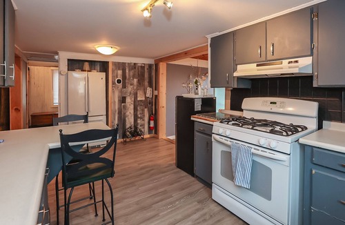 Crystal Beach Cottage | Private Cottage Retreat to Escape Your Busy Life