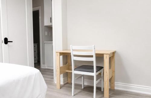 Guelph Apartment | Private & Cozy Two Bedroom Suite in Guelph