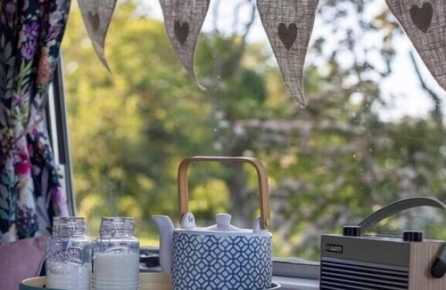 Morpeth Cabin | Private glamping in a vintage caravan & bell tent
