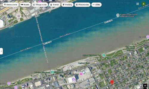 Walkerville House | Private Hot Tub Retreat, Walk to Caesars, Waterfront & Downtown!