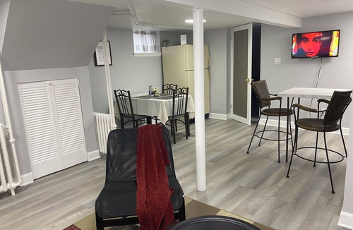Clairlea House | Private one-bedroom apartment with separate entrance + free parking